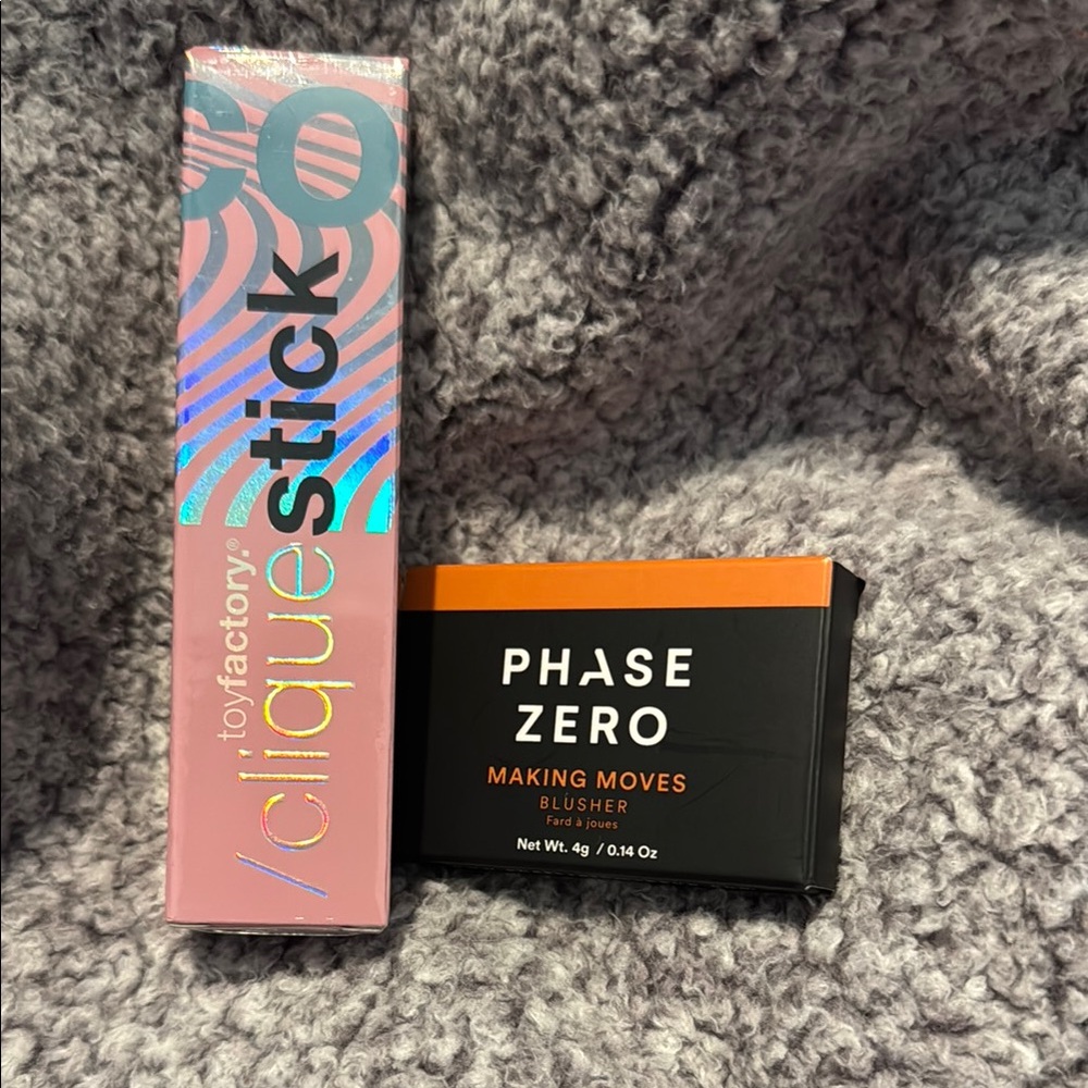 Phase Zero Making Moves Blusher and Toy Factory eyeshadow crayon in Fantasy. NEW